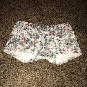 Fleo original shorts- medium